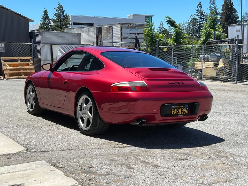 2001 Porsche 996 Carrera - Image 10 of 31