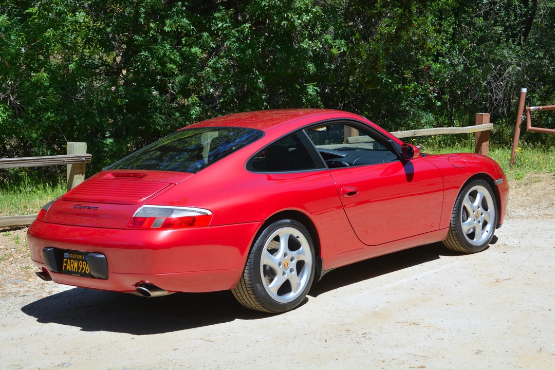 2001 Porsche 996 Carrera - Image 15 of 31