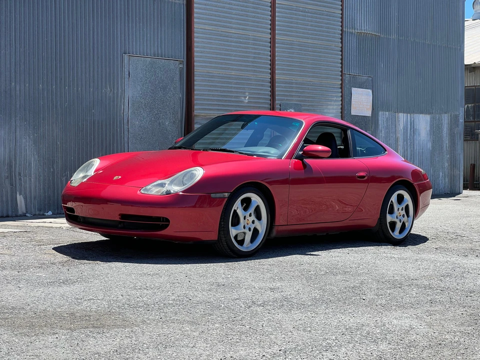 2001 Porsche 996 Carrera - Image 8 of 31