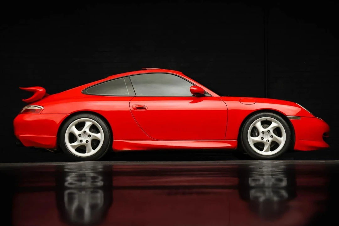 2001 Porsche 996 Carrera - Image 3 of 31