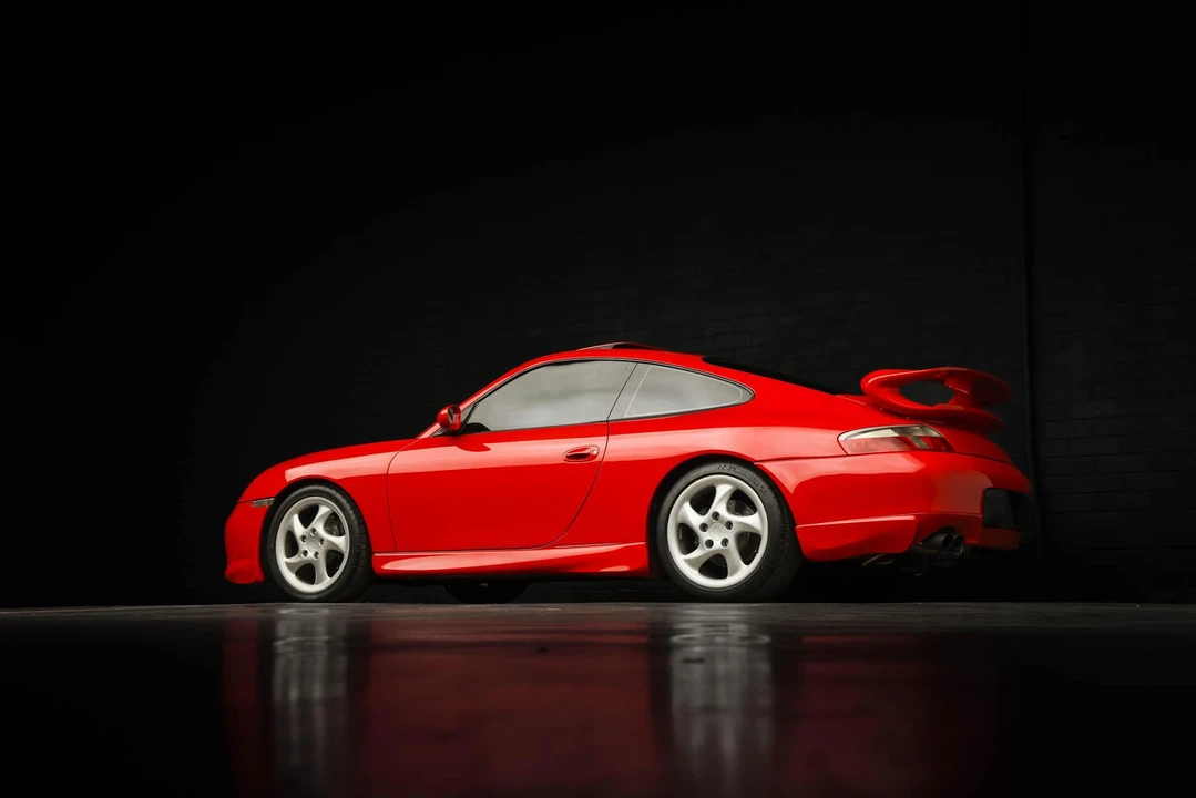 2001 Porsche 996 Carrera - Image 15 of 31