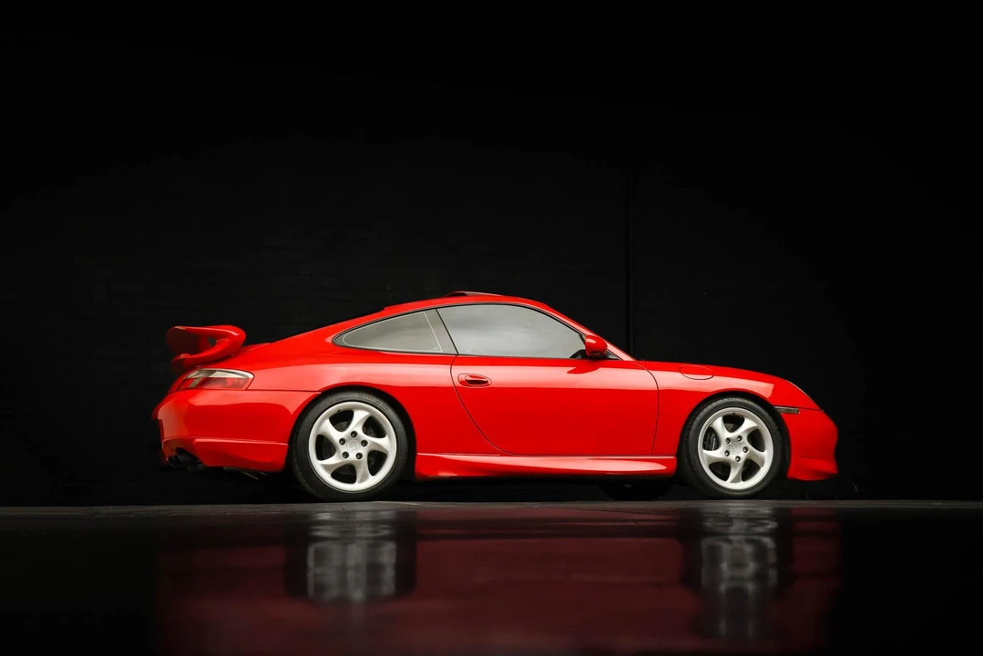 2001 Porsche 996 Carrera - Image 23 of 31