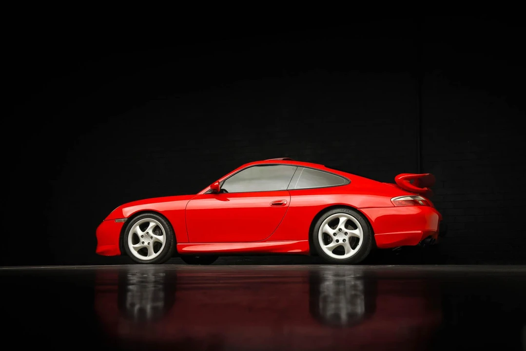 2001 Porsche 996 Carrera - Image 14 of 31