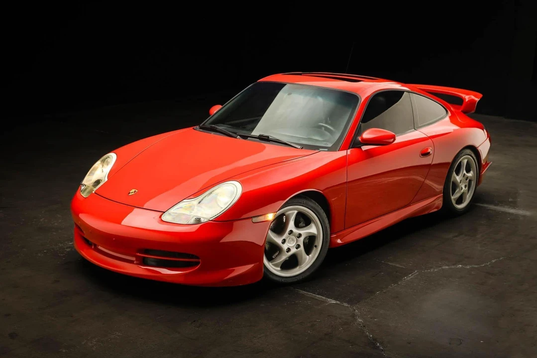 2001 Porsche 996 Carrera - Image 8 of 31