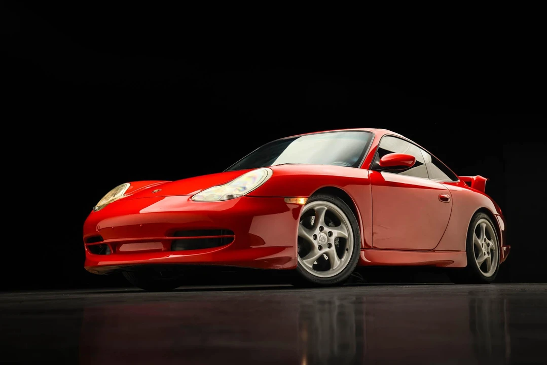2001 Porsche 996 Carrera - Image 9 of 31
