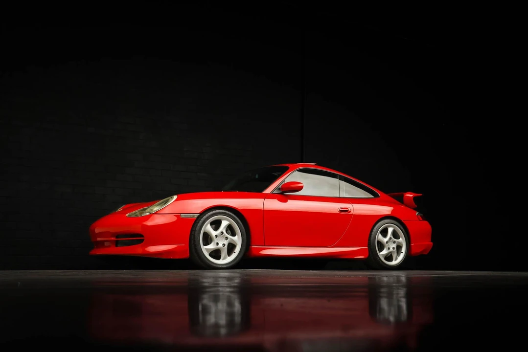 2001 Porsche 996 Carrera - Image 11 of 31