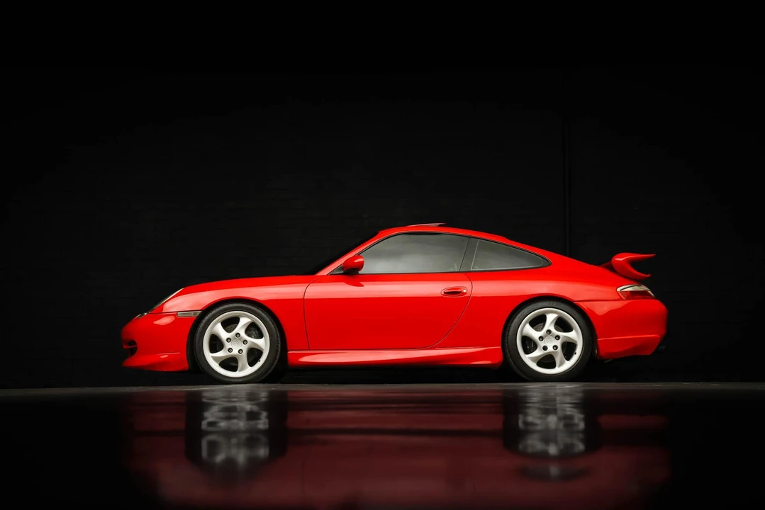 2001 Porsche 996 Carrera - Image 13 of 31