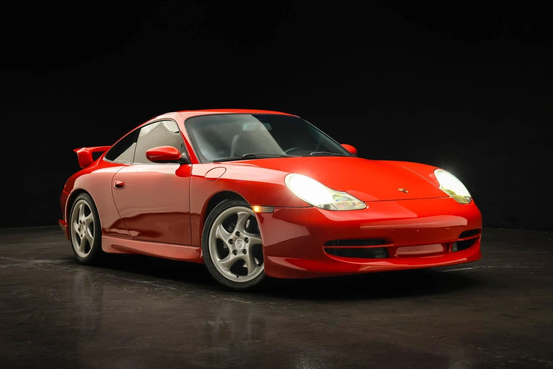2001 Porsche 996 Carrera - Image 28 of 31