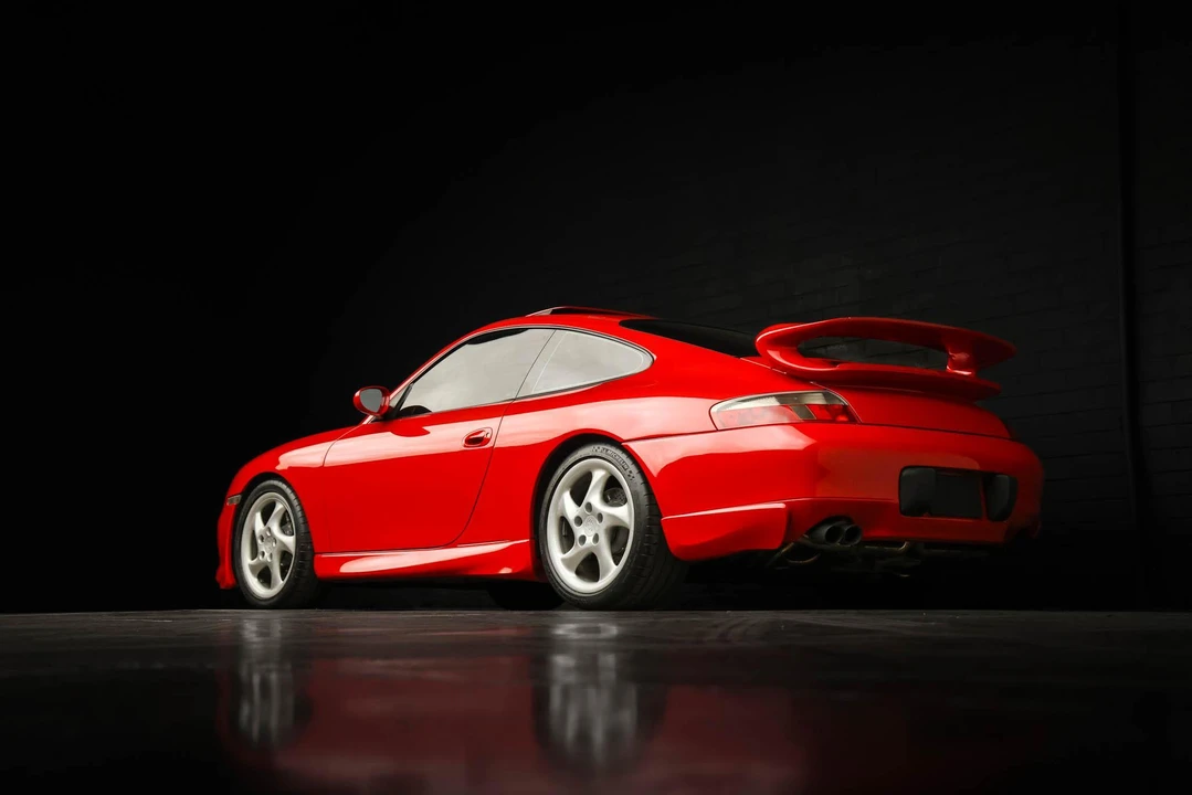 2001 Porsche 996 Carrera - Image 16 of 31