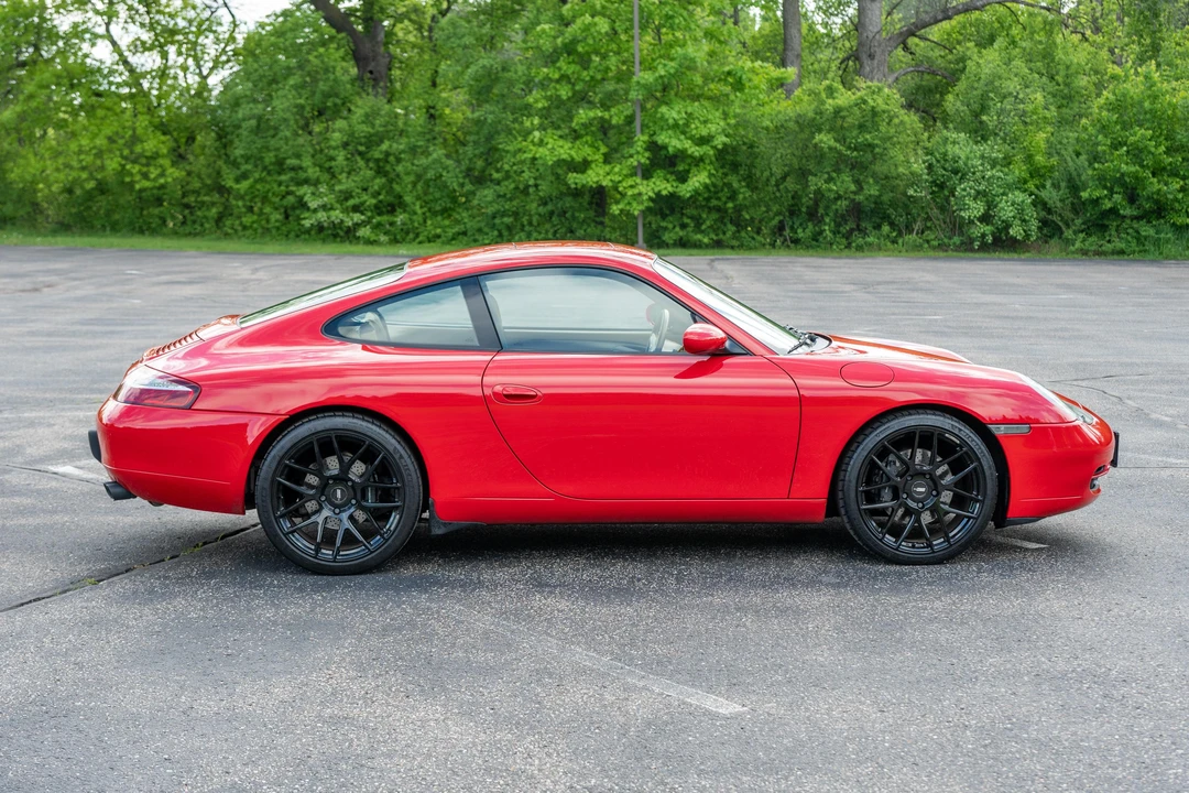 2001 Porsche 996 Carrera - Image 4 of 31