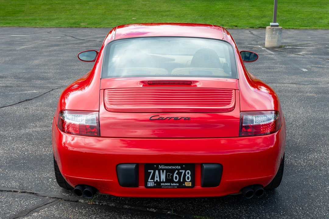 2001 Porsche 996 Carrera - Image 8 of 31