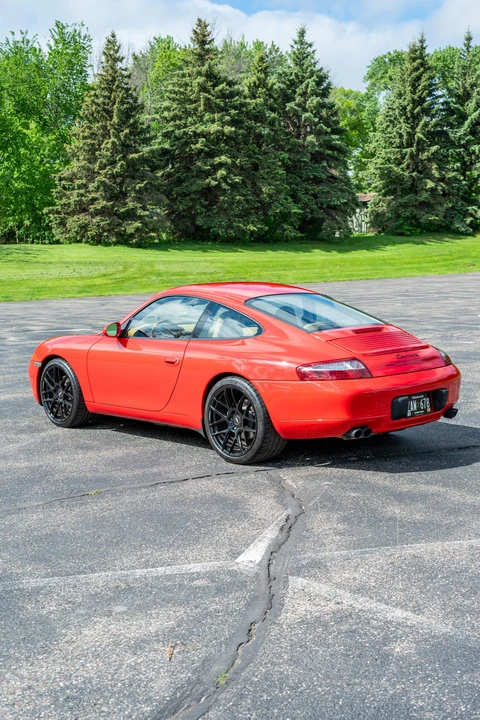 2001 Porsche 996 Carrera - Image 12 of 31