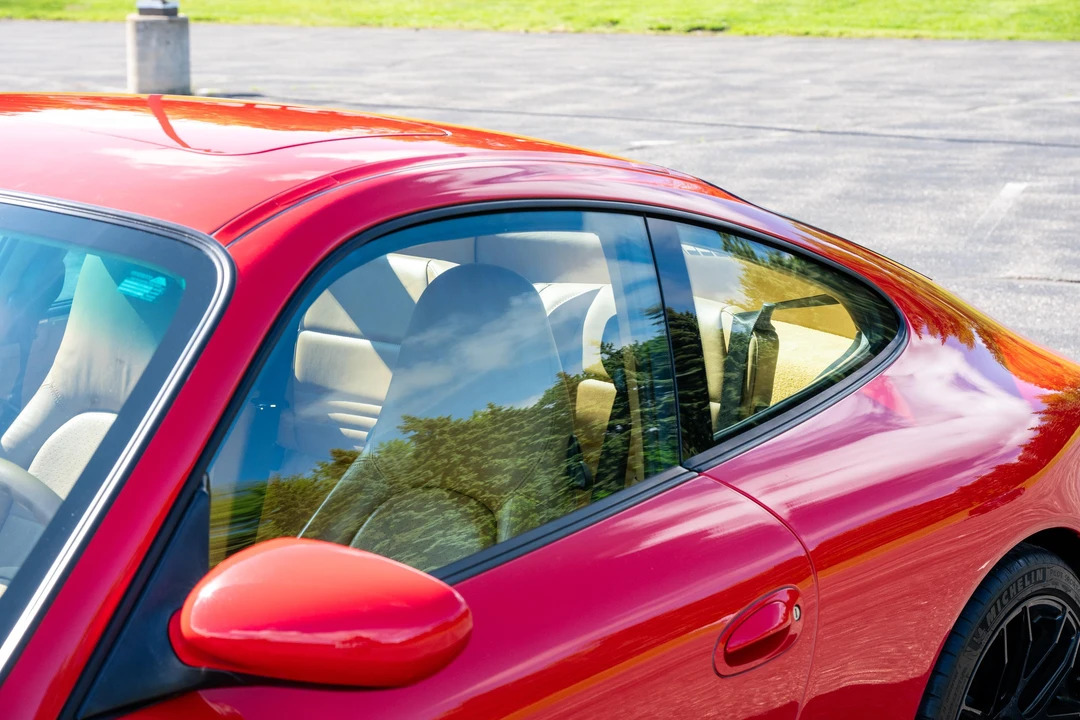 2001 Porsche 996 Carrera - Image 29 of 31