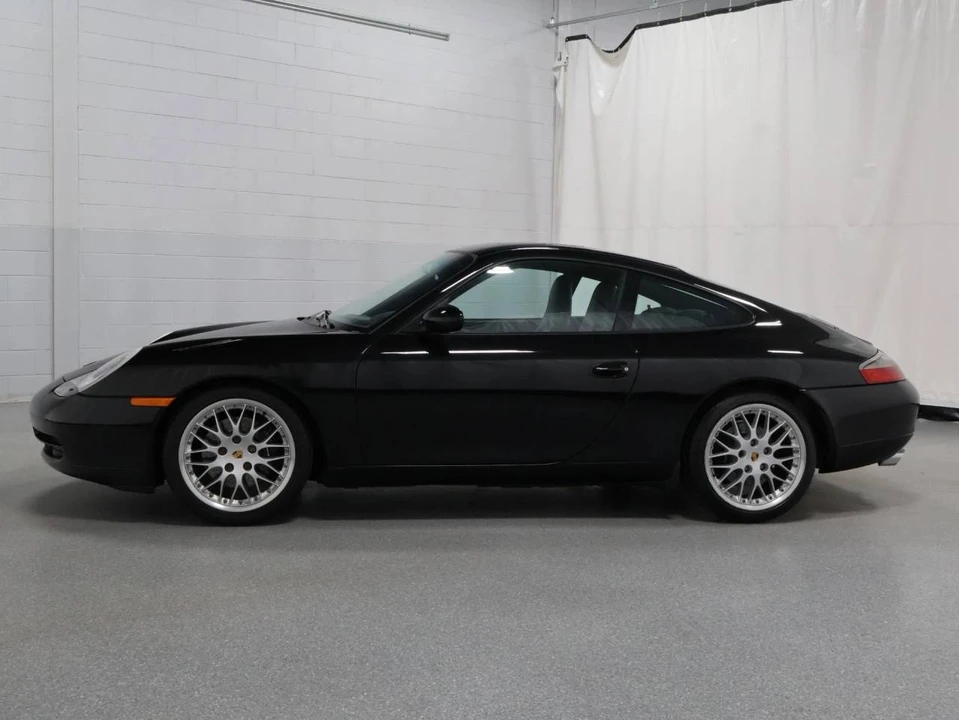2001 Porsche 996 Carrera - Image 2 of 5