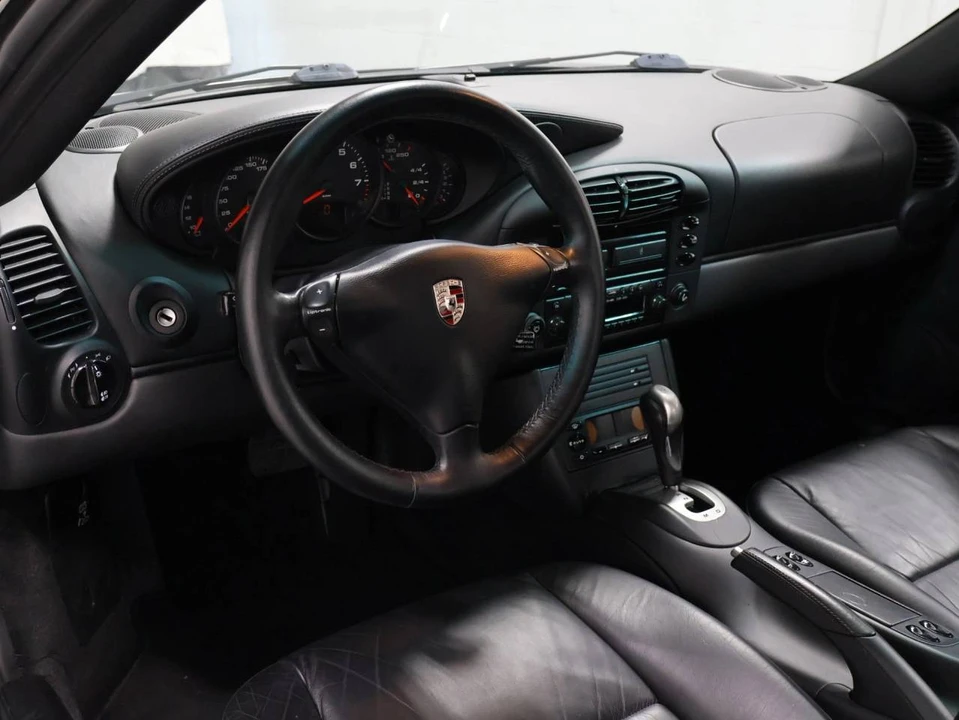 2001 Porsche 996 Carrera - Image 4 of 5