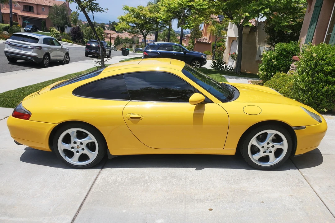 2001 Porsche 996 Carrera - Image 3 of 31
