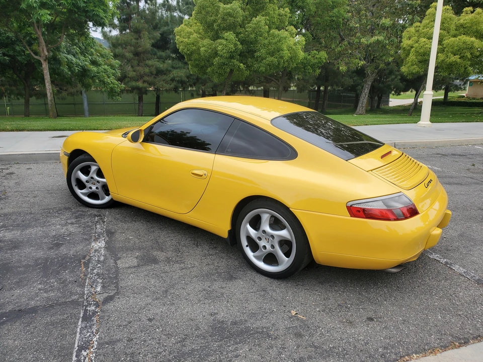 2001 Porsche 996 Carrera - Image 8 of 31