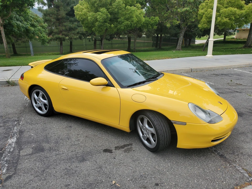 2001 Porsche 996 Carrera - Image 25 of 31