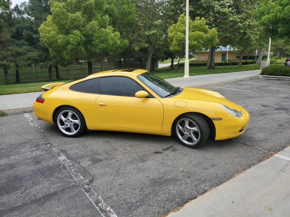 2001 Porsche 996 Carrera - Image 22 of 31
