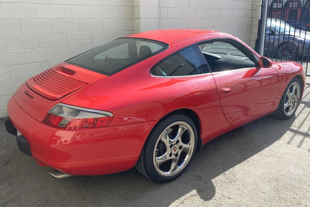 2001 Porsche 996 Carrera - Image 4 of 31