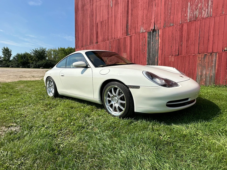 2001 Porsche 996 Carrera - Image 31 of 31