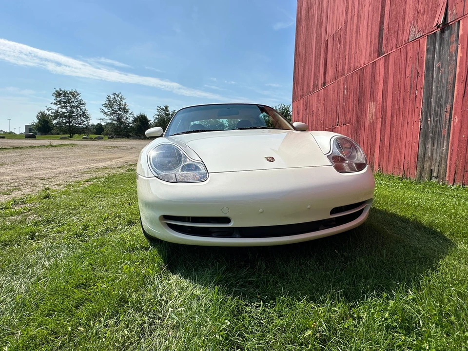 2001 Porsche 996 Carrera - Image 6 of 31