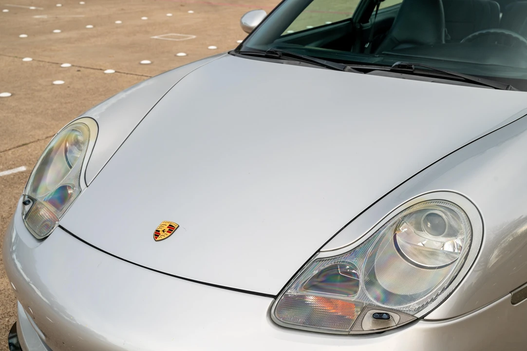 2001 Porsche 996 Carrera - Image 13 of 31