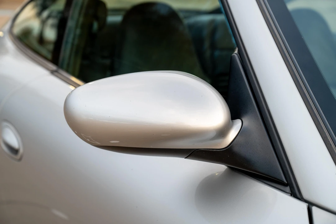 2001 Porsche 996 Carrera - Image 27 of 31