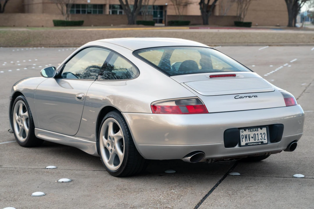 2001 Porsche 996 Carrera - Image 4 of 31
