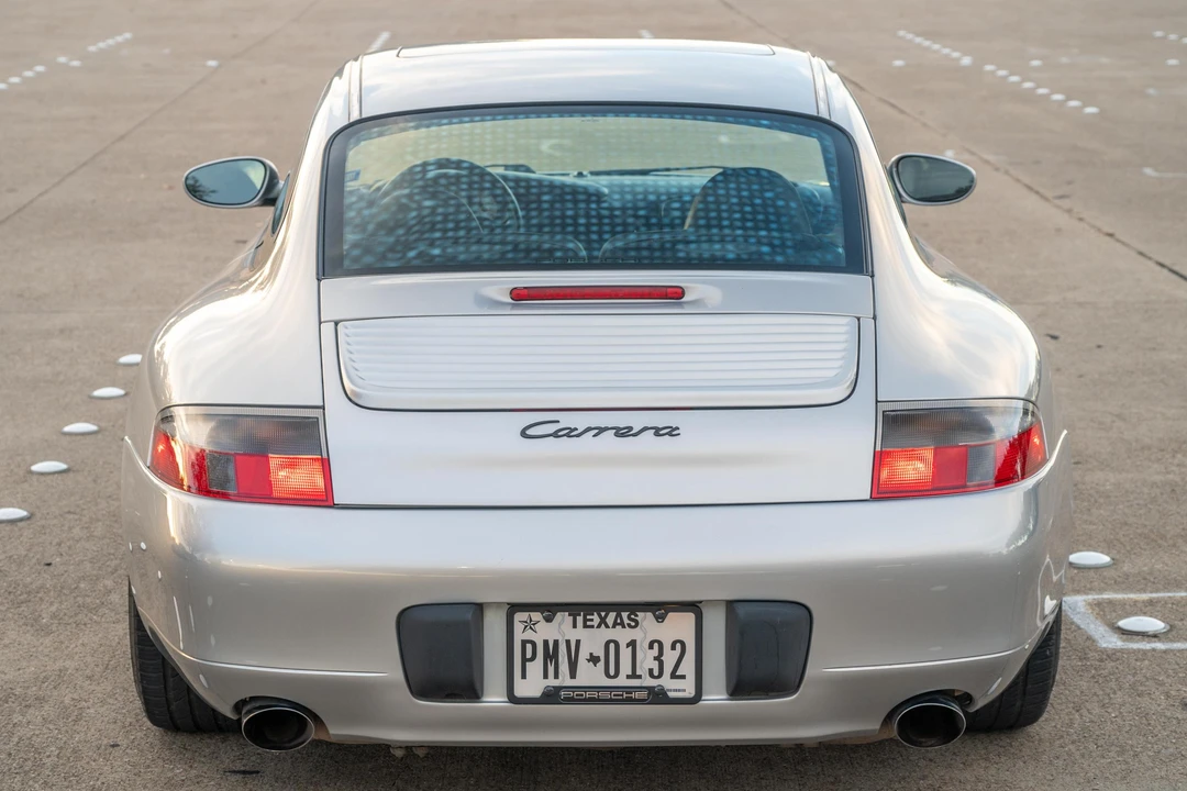 2001 Porsche 996 Carrera - Image 5 of 31