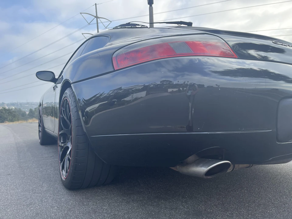 2001 Porsche 996 Carrera - Image 15 of 31