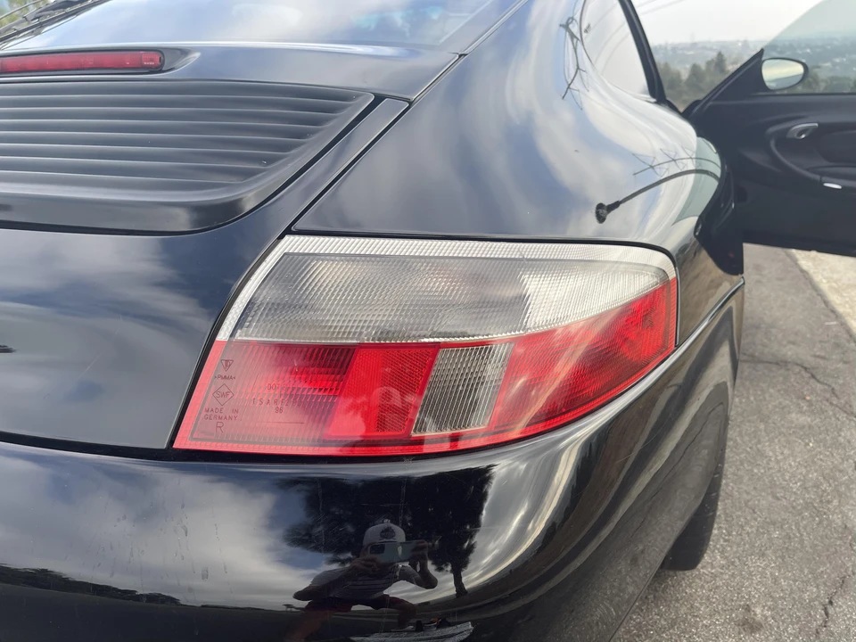 2001 Porsche 996 Carrera - Image 21 of 31