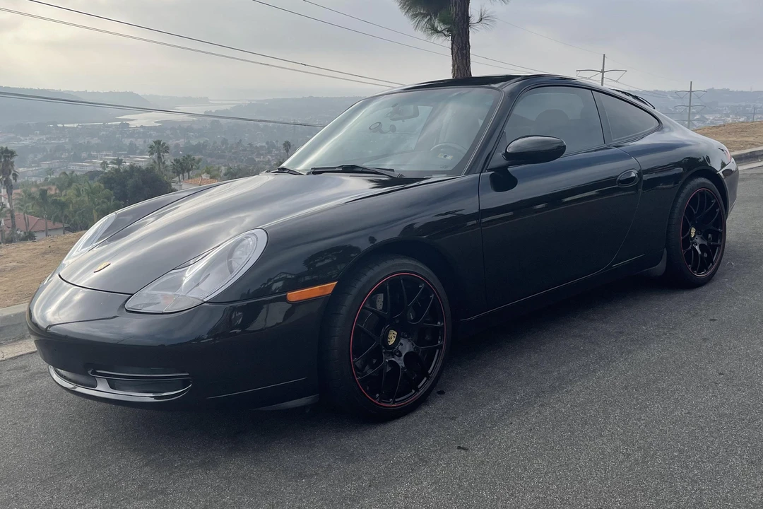 2001 Porsche 996 Carrera - Image 3 of 31