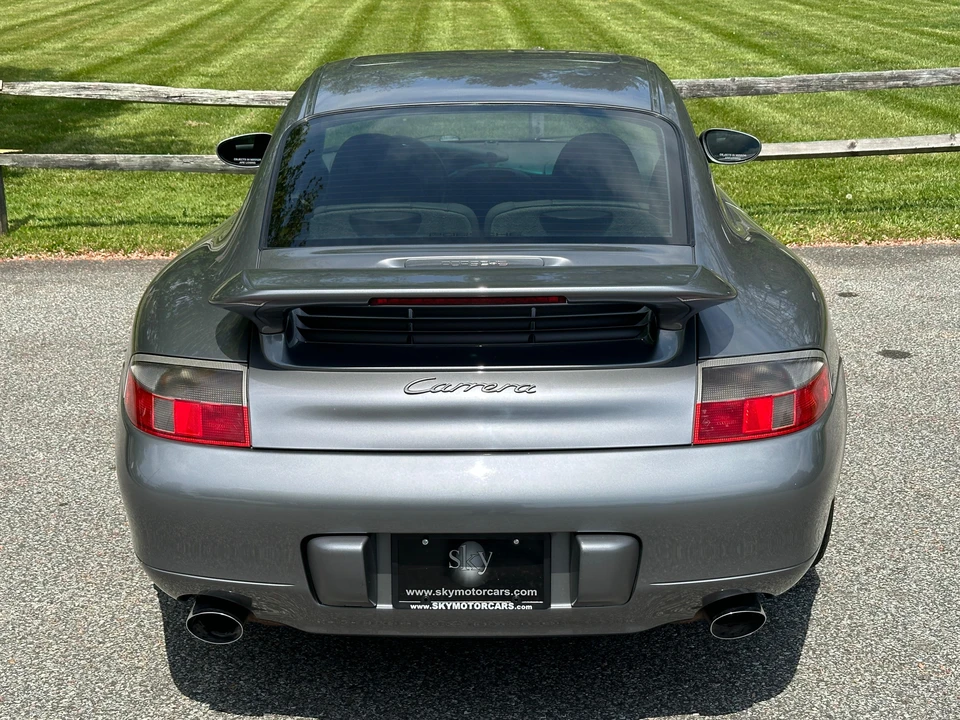 2001 Porsche 996 Carrera - Image 12 of 20