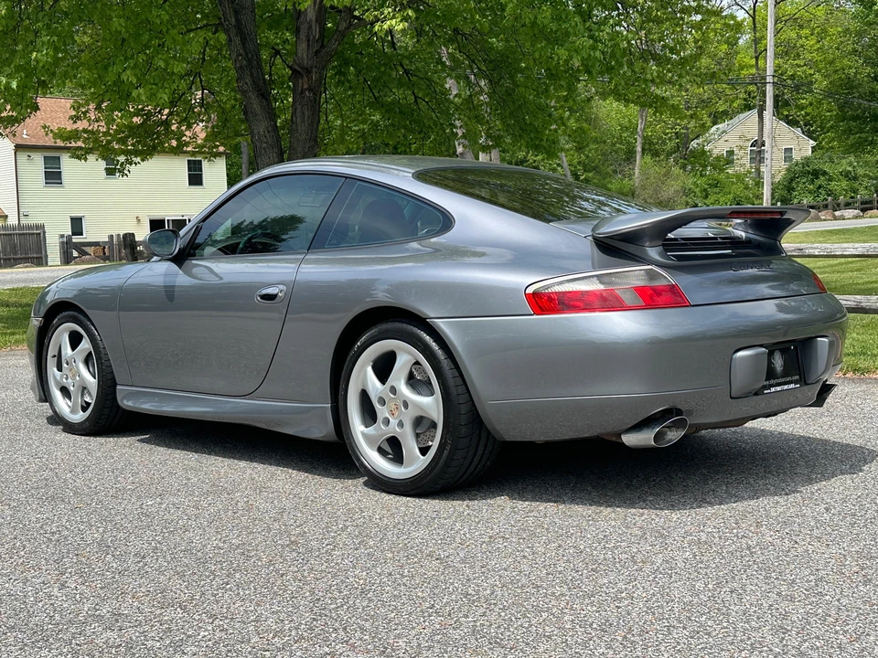 2001 Porsche 996 Carrera - Image 11 of 20