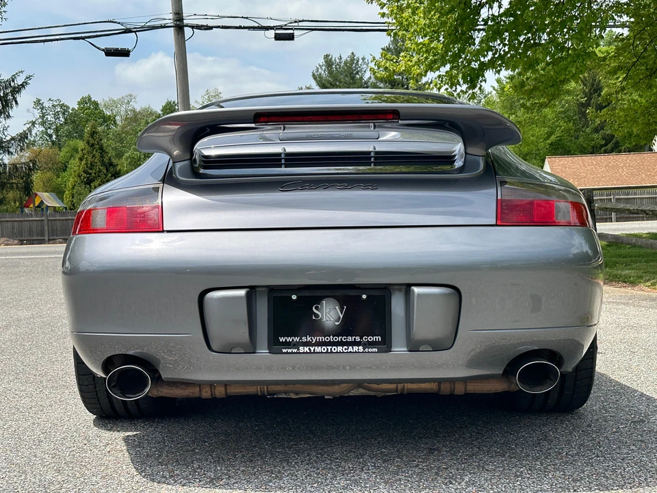 2001 Porsche 996 Carrera - Image 13 of 20