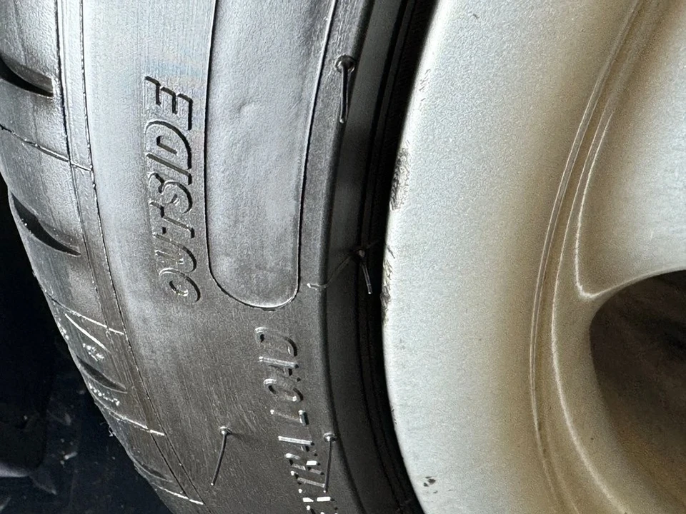 2001 Porsche 996 Carrera - Image 18 of 21