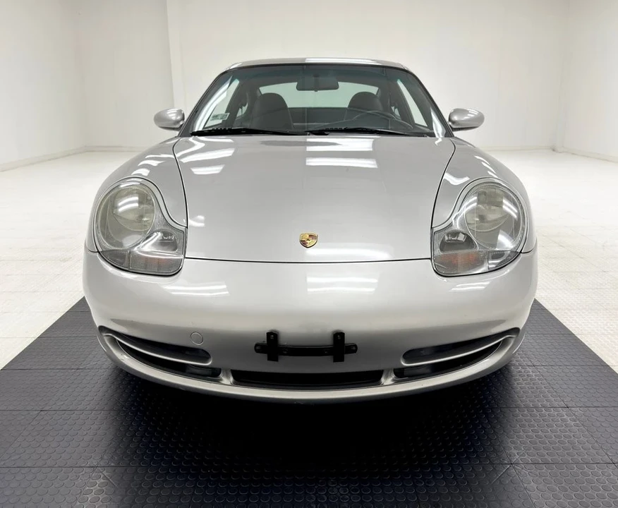 2001 Porsche 996 Carrera - Image 8 of 21