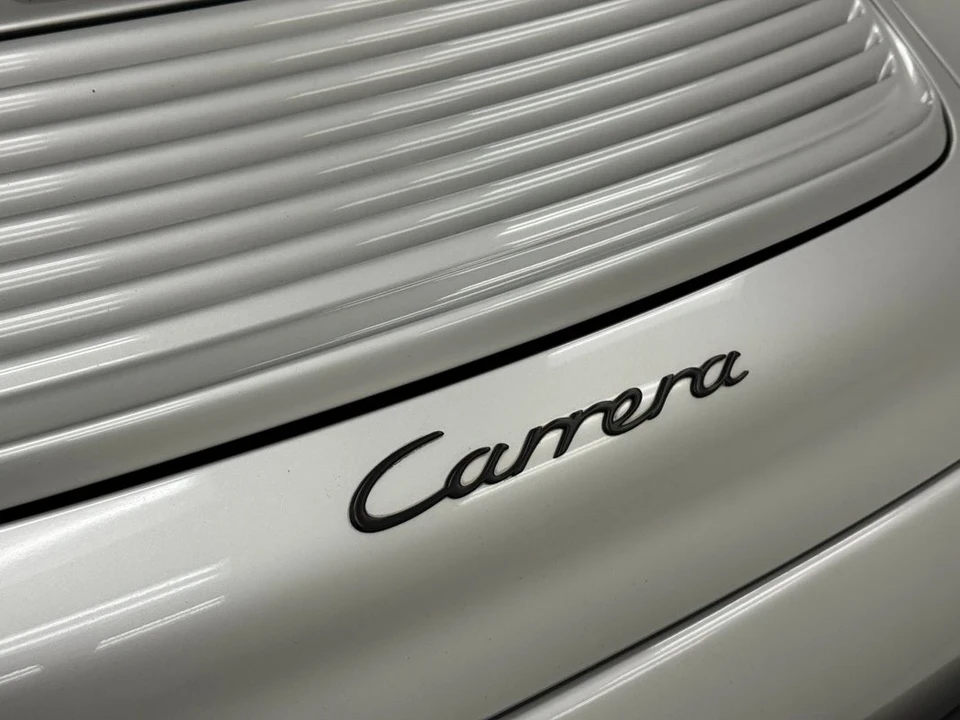 2001 Porsche 996 Carrera - Image 17 of 21