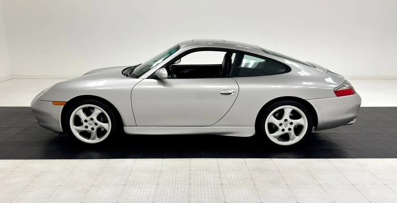2001 Porsche 996 Carrera - Image 2 of 21