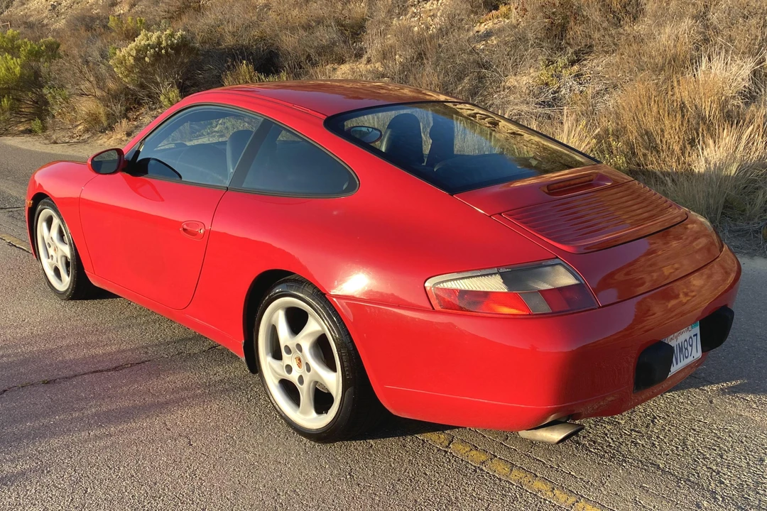 2001 Porsche 996 Carrera - Image 4 of 5