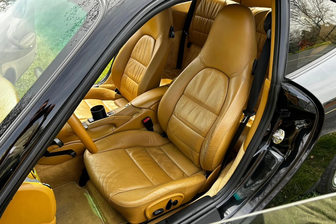 2001 Porsche 996 Carrera - Image 31 of 31