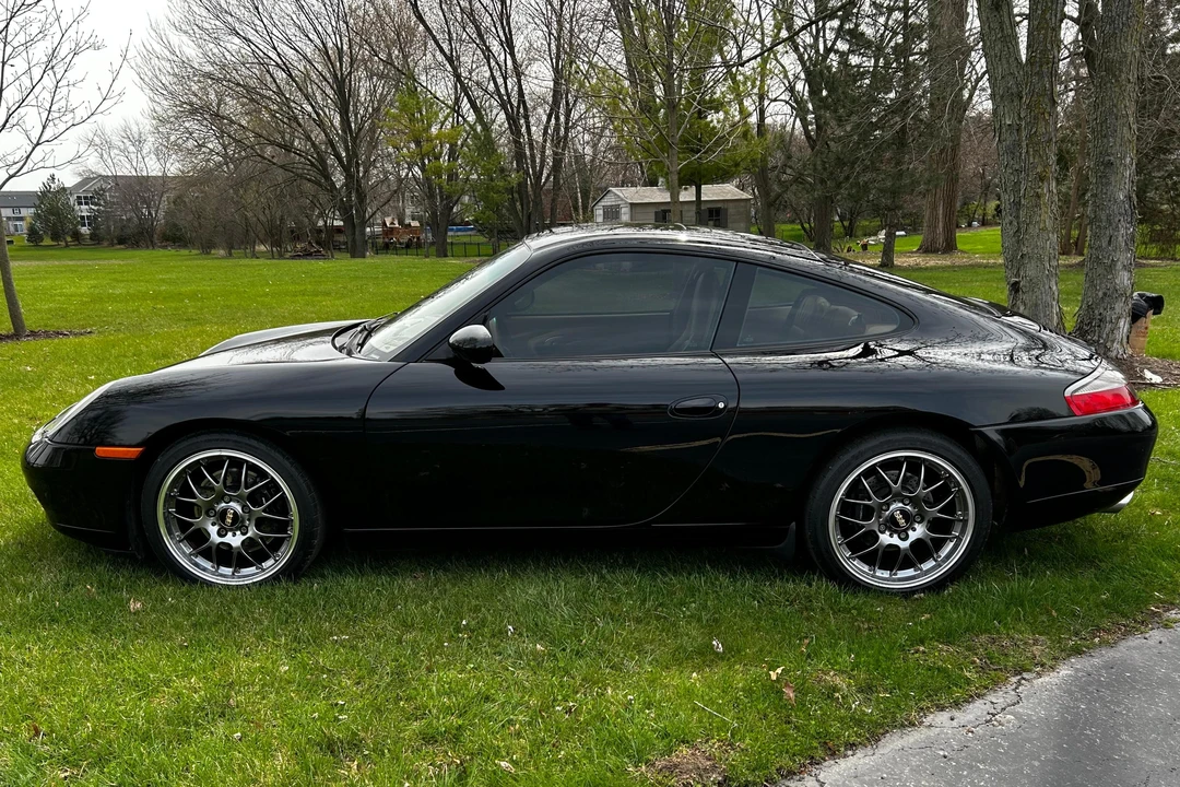 2001 Porsche 996 Carrera - Image 3 of 31