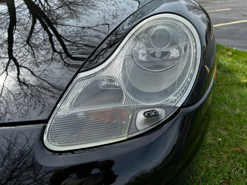 2001 Porsche 996 Carrera - Image 12 of 31