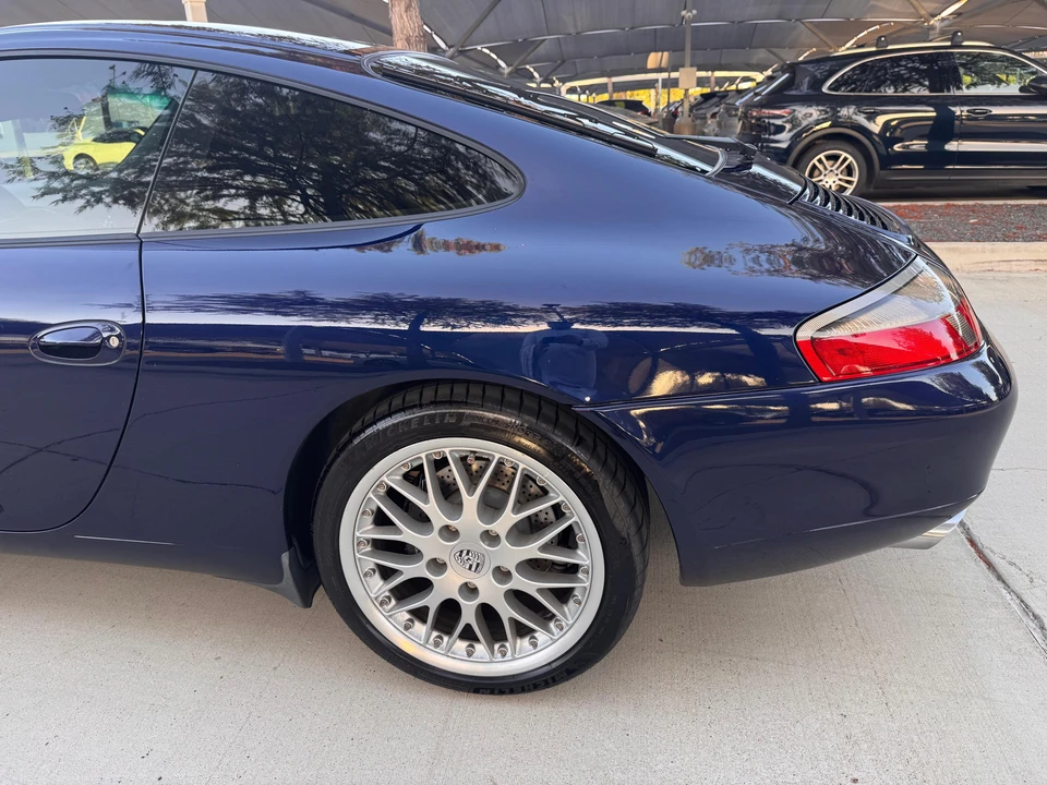 2001 Porsche 996 Carrera - Image 22 of 31