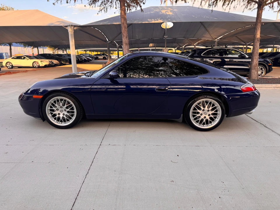 2001 Porsche 996 Carrera - Image 6 of 31