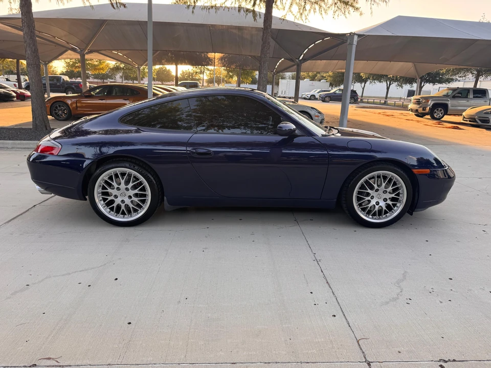 2001 Porsche 996 Carrera - Image 8 of 31