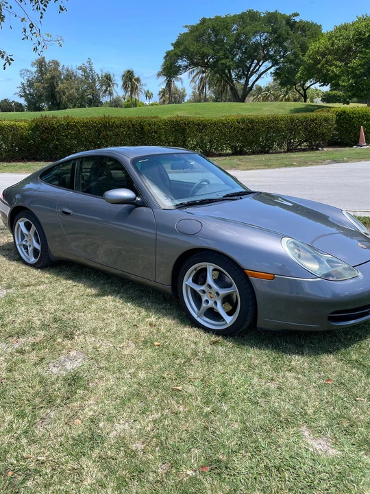 2001 Porsche 996 Carrera - Image 18 of 31