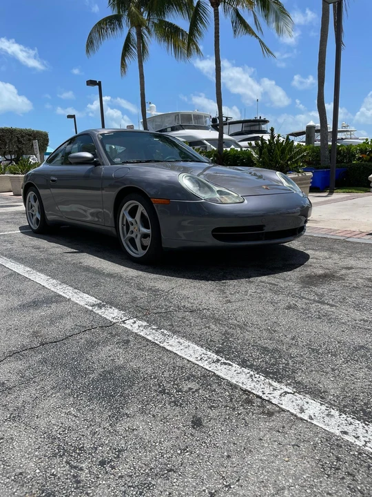 2001 Porsche 996 Carrera - Image 5 of 31