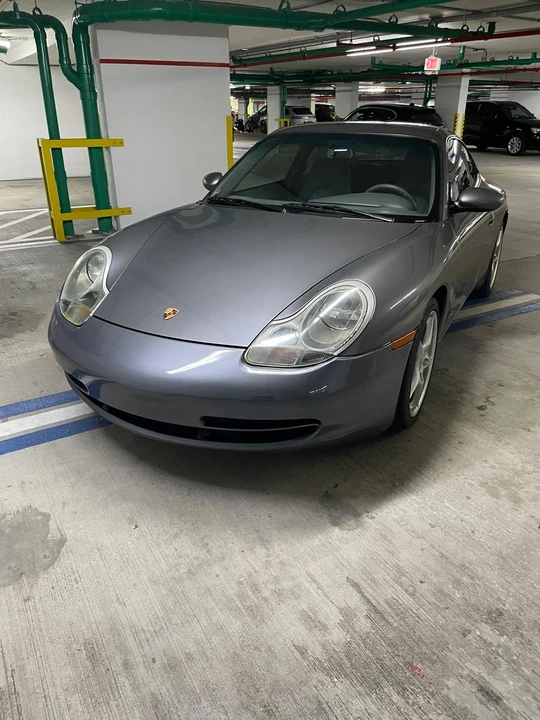 2001 Porsche 996 Carrera - Image 12 of 31